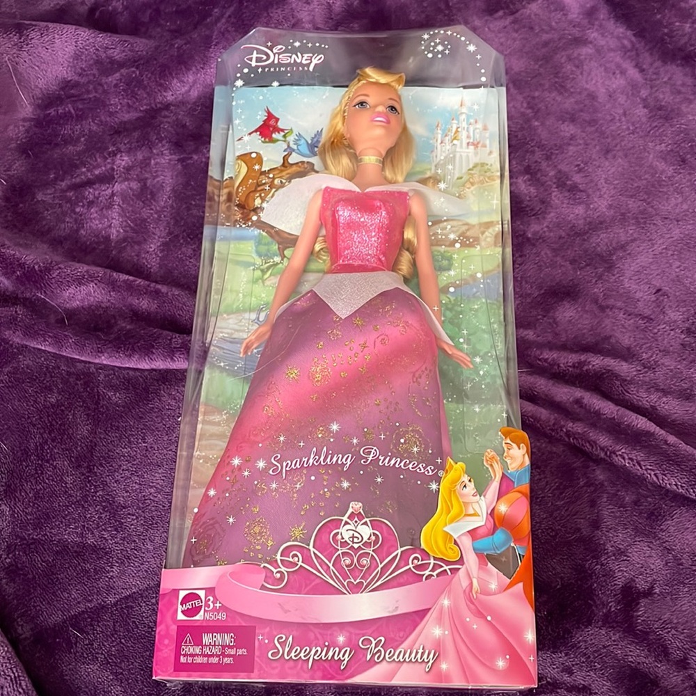 2008 Disney Sparkling Princess Sleeping Beauty doll NIB